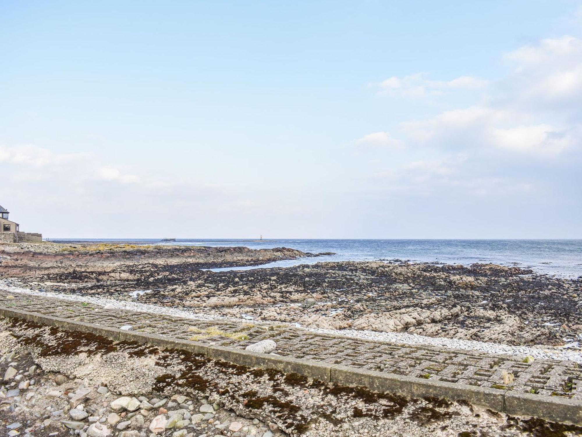 Belger Cottage Inverallochy Exterior photo